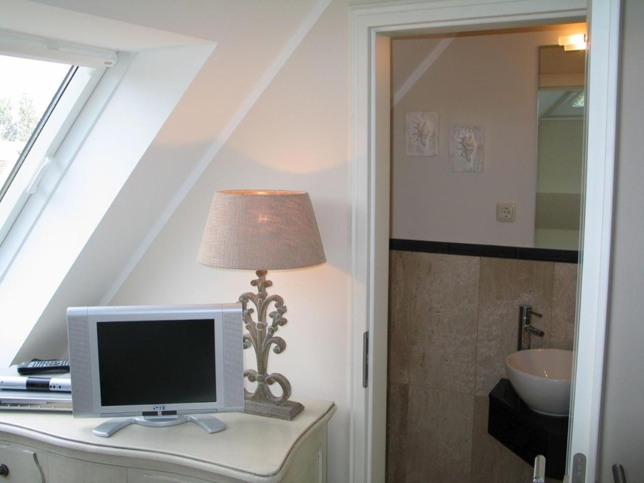 Godeke Michels Ferienwohnung 35Susewind Mueggenburger Weg 40 Zingst Dış mekan fotoğraf